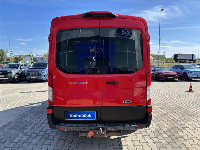 Ford Transit 2,0 EcoBlue 96kW L2 DPH - fotka 4 z 37