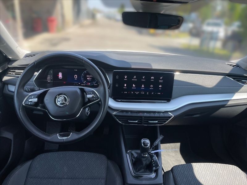 Škoda Octavia 1,5 TSI Style - fotka 9 z 11