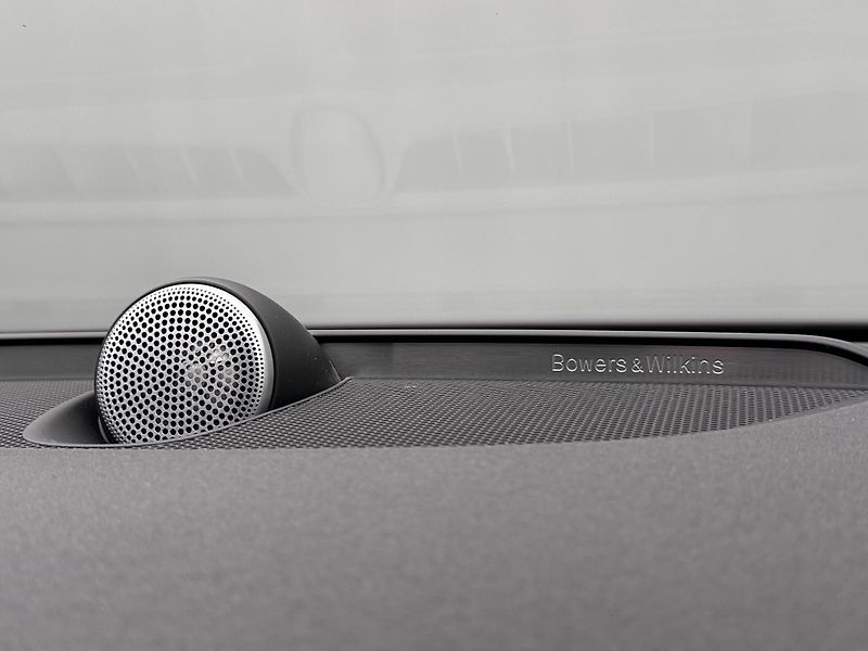Volvo V90 CC D5 AWD POLESTAR REZERVACE - fotka 19 z 42