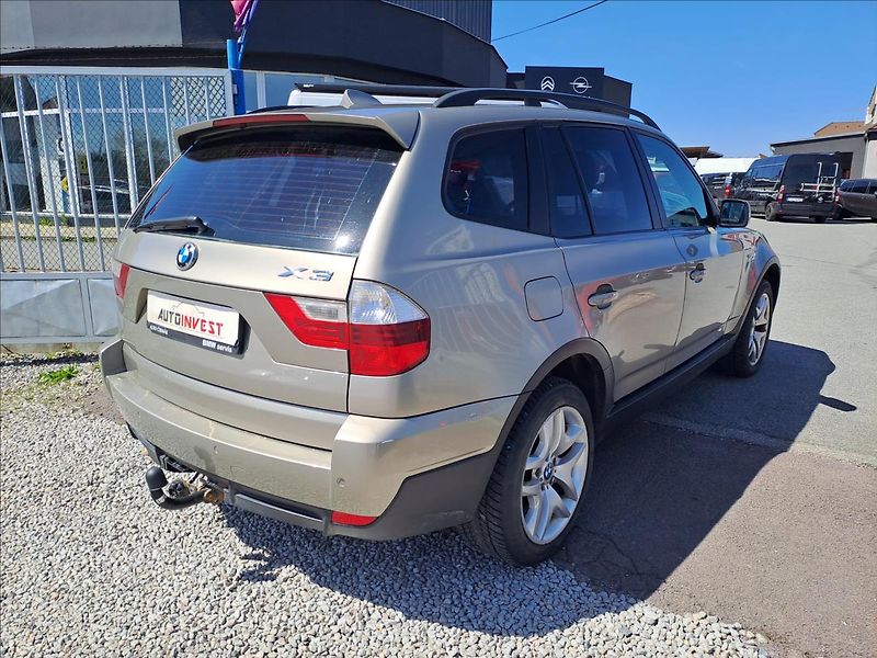 BMW X3 2,0 i 4x4 - fotka 3 z 13