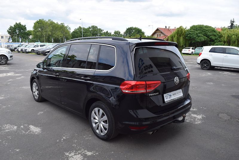 Volkswagen Touran (2017) 1.4TSI 110kw CLBMT 7MÍST TAŽNÉ - fotka 10 z 50