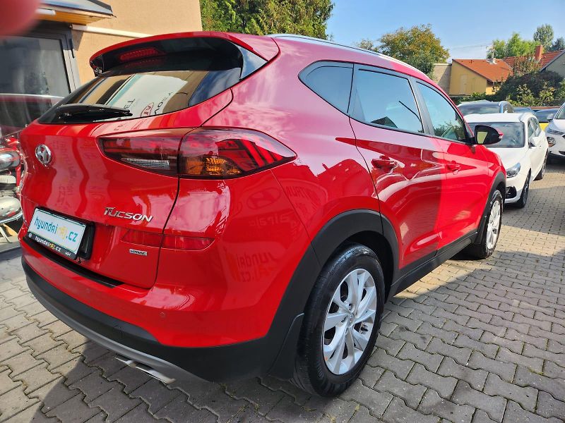 Hyundai Tucson 1.6-1.maj.-V ZÁRUCE-4x4-TOP ST - fotka 10 z 26