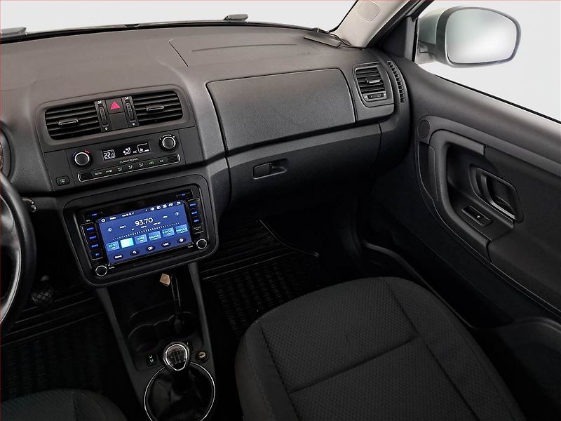 Škoda Fabia (2011) Elegance 1.2 TSI, Serv.kniha - fotka 8 z 16