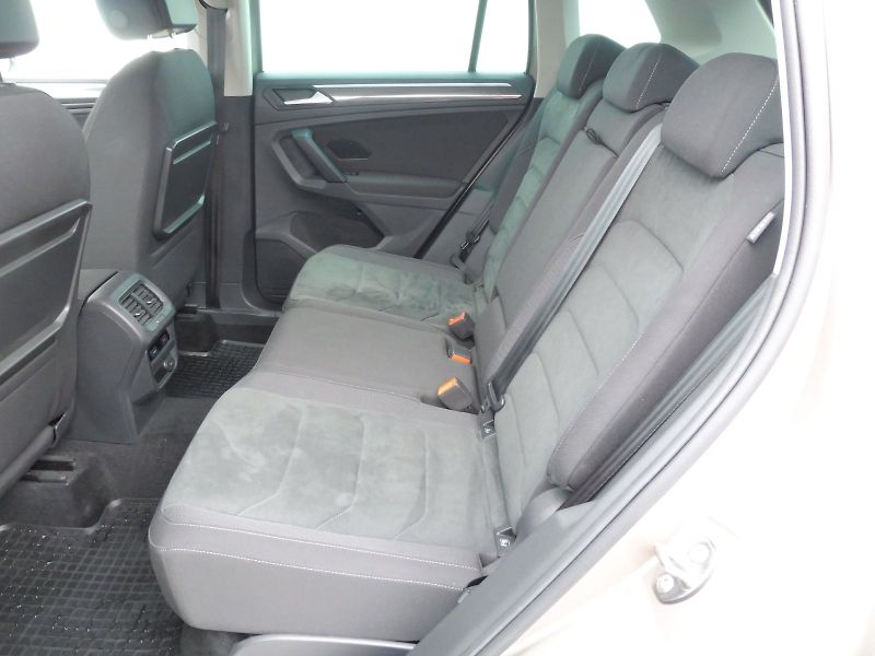 Volkswagen Tiguan (2019) Maraton Edition 2,0 TSI 140kW - fotka 18 z 26