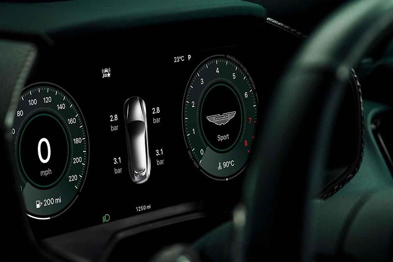 Nová generace Apple CarPlay Ultra v Aston Martinu
