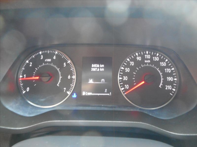 Renault Trafic 2,0 DCi 9 MÍST - fotka 12 z 23
