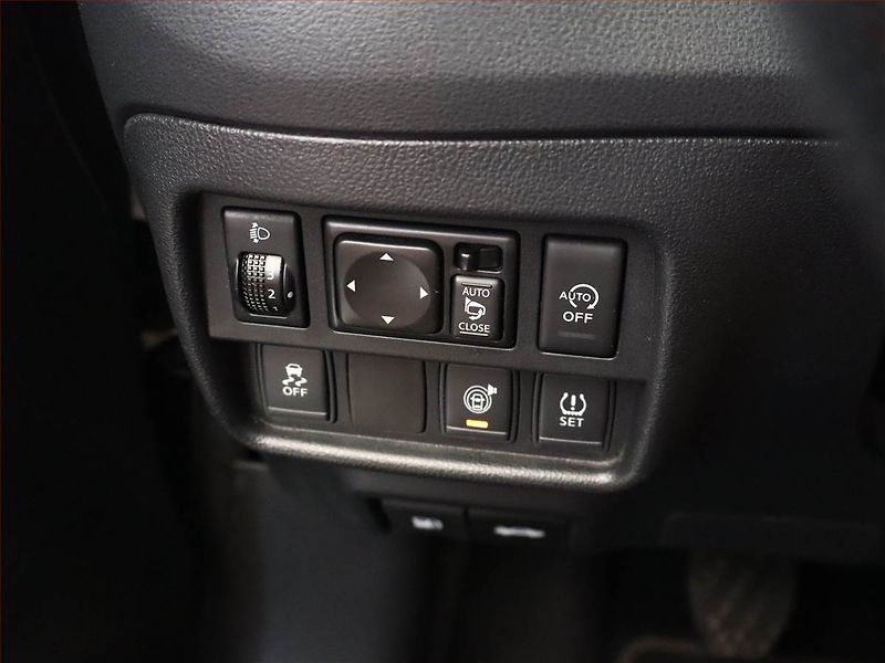 Nissan Juke (2015) 1.2 DIG-T, Navi, Tempomat - fotka 16 z 17