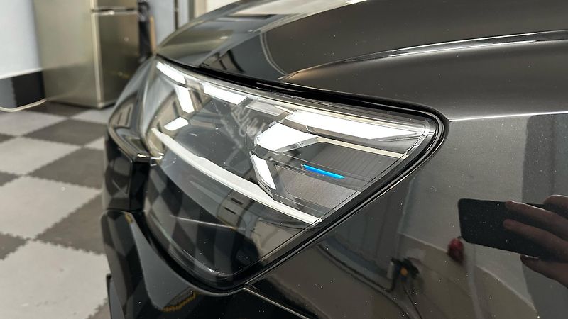 Audi Q8 (2025) S LINE / ZÁRUKA / TOP STAV - fotka 14 z 44