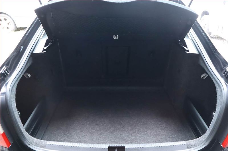 Škoda Octavia (2013) 1.2 TSI, Serv.kniha, Tempomat - fotka 14 z 24