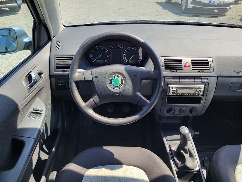 Škoda Fabia 1.2 i 12V HTP 47kW - fotka 9 z 37