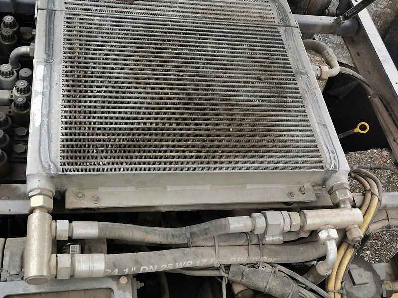Ostatní VÖGELE Super 800 pás. finišer - fotka 22 z 30