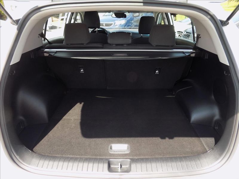 Kia Sportage 1,7 CRDi NAVI, KAMERA, 1.maj. - fotka 29 z 35