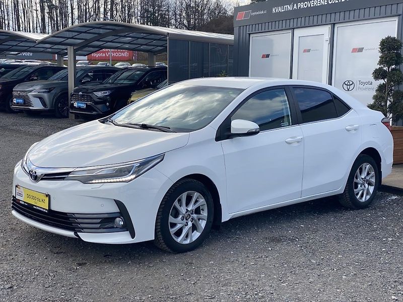Toyota Corolla 1.6i, ČR-2m, Trend+, automat - fotka 3 z 29