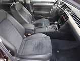Volkswagen Passat (2018) R-Line 2.0 TDI, 4X4, Automat - náhled 9