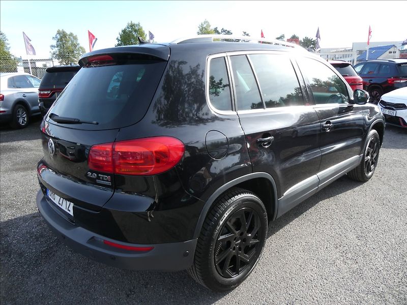 Volkswagen Tiguan 2,0 TDi 130kW 4MOTION, závěs - fotka 9 z 43