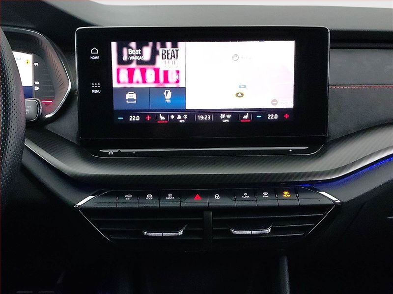Škoda Octavia (2021) RS 2.0 TSI - fotka 12 z 24