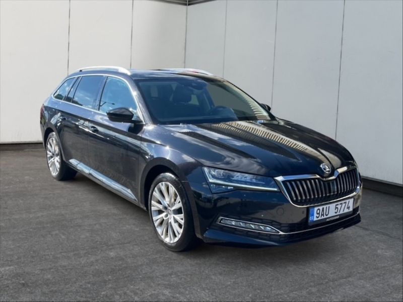 Škoda Superb 2,0 TDI 110 Style AT - fotka 1 z 11