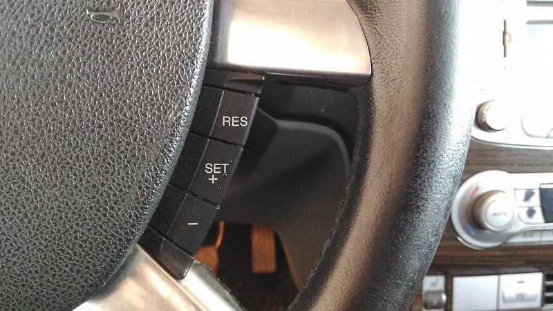 Ford Focus (2008) 1,6TDCI,80KW,XEN,ALU,NAVI,KLIM - fotka 28 z 34