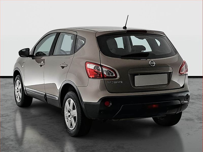Nissan Qashqai (2010) Acenta 2.0, 4X4, Automat, ČR - fotka 4 z 14
