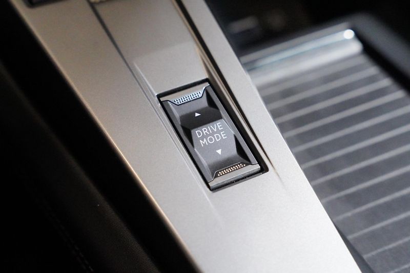 Peugeot 308 - fotka 26 z 30