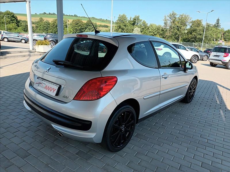 Peugeot 207 1,6 i,110kw,KŮŽE,KOLA,PANORAMA - fotka 5 z 34