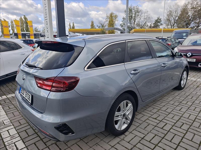 Kia Ceed SW 1,4 T-GDI  TOP - fotka 6 z 22