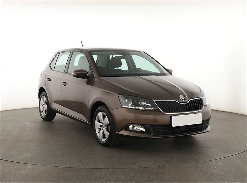 Škoda Fabia (2018) 1.0 TSI, Serv.kniha, Tempomat - fotografie inzerátu