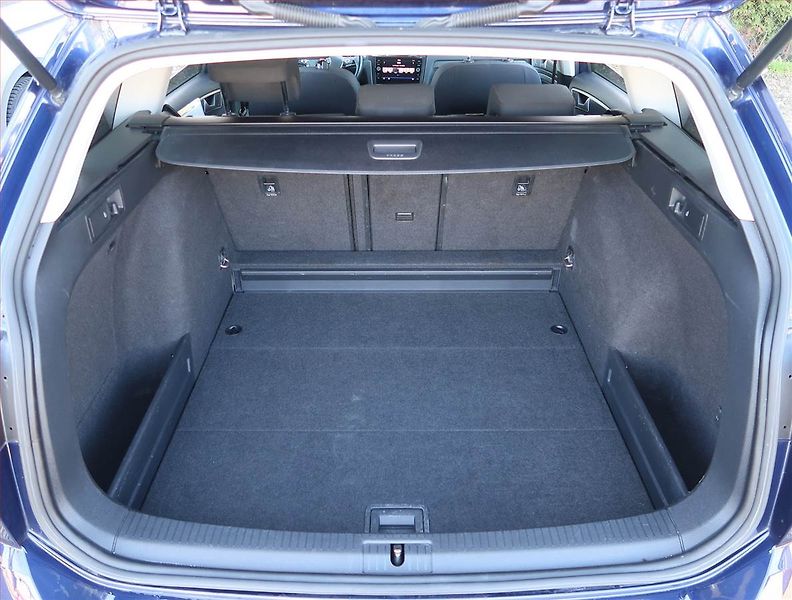Volkswagen Golf (2018) 1.6 TDI, Automat, Tempomat - fotka 14 z 18