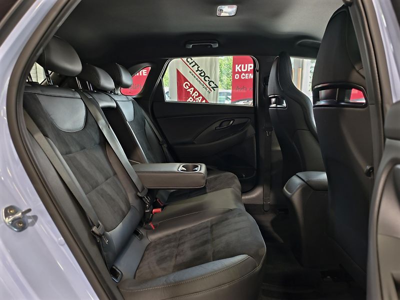 Hyundai i30 2.0 T-GDI 206kW N Performance  - fotka 13 z 25