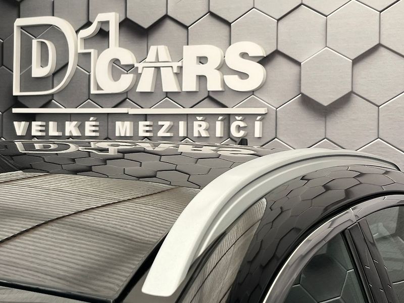 Ford Kuga 2.5 Duratec HEV TITANIUM - fotka 48 z 51