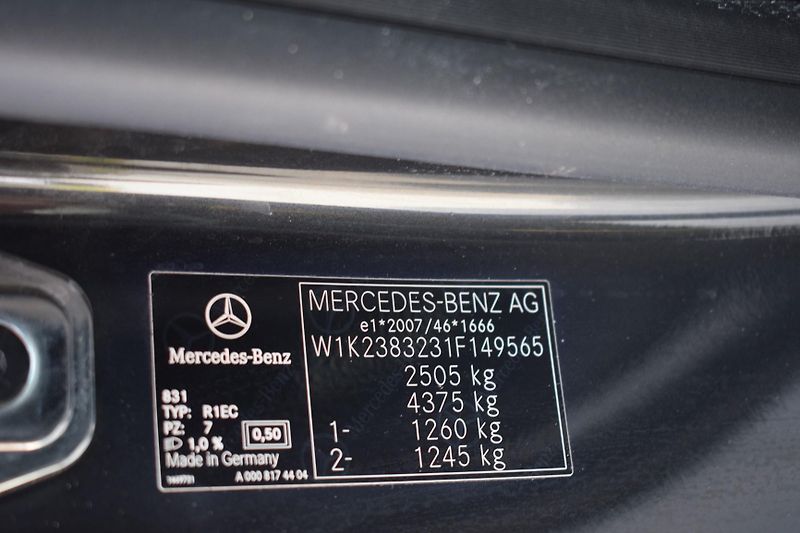 Mercedes-Benz Třídy E (2021) E400d 4M AMG Coupe/KeyLess/mas - fotka 42 z 46