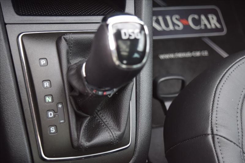 Škoda Yeti 1,4 TSI 92KW DSG XENONY VÝHŘEV - fotka 47 z 51