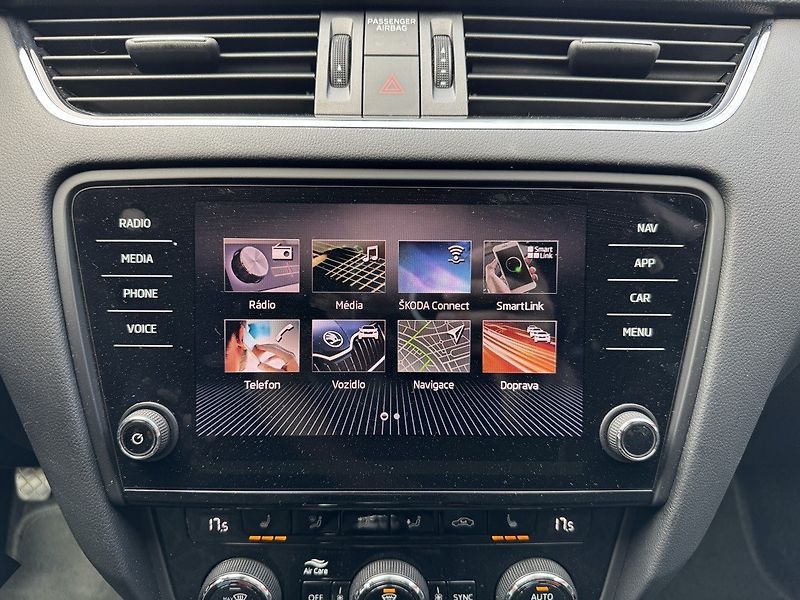Škoda Octavia (2018) 1.5TSi LED Navi Výhřev Okna - fotka 16 z 50