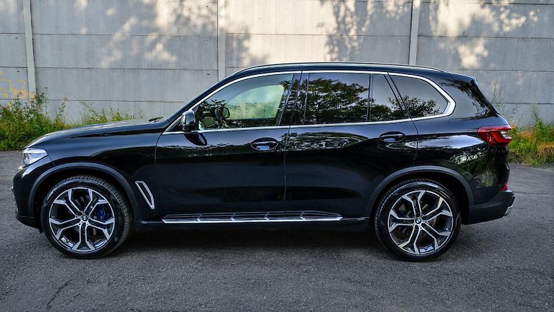 BMW X5 (2022) 30d M paket | 1. maj. - fotka 4 z 39