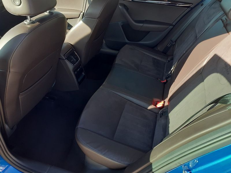 Škoda Octavia (2018) 2.0 TDi 135Kw L&K 4X4 - fotka 29 z 45