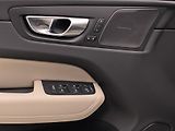 Volvo XC60 T8 AWD RECHARGE PLUS DARK CZ - náhled 30