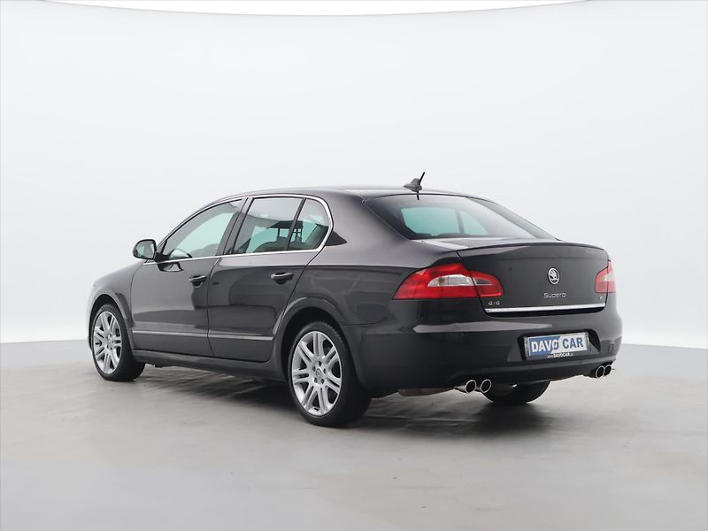 Škoda Superb 3,6 FSI 191kW Exclusive 1.Maj - fotka 5 z 28