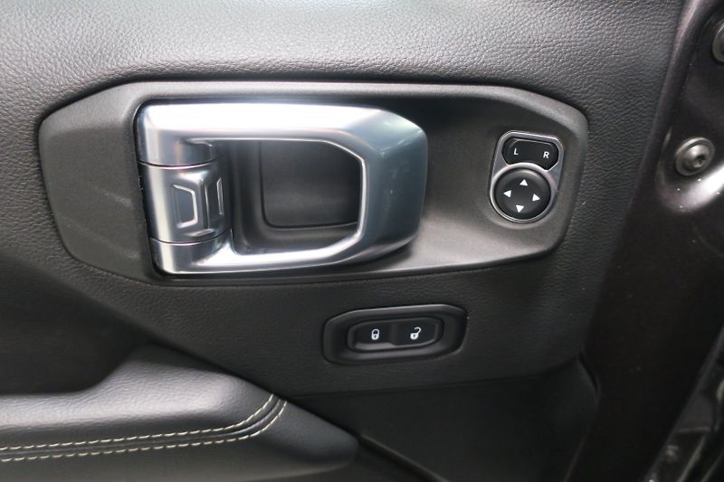 Jeep Wrangler (2022) 2.0 4xe PHEV Unlimited Sahara - fotka 10 z 50