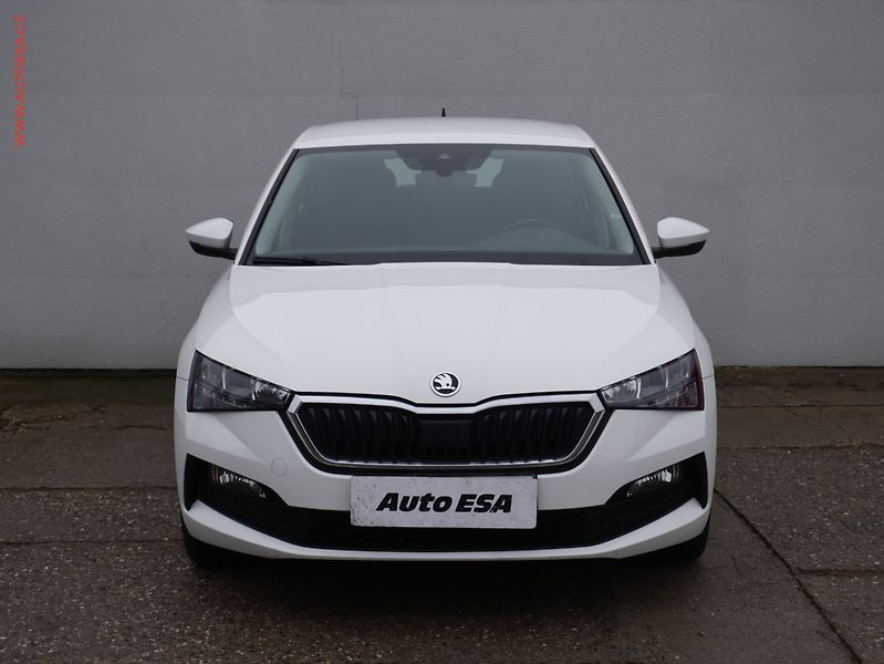 Škoda Scala (2022) 1.0 TSi, ČR, Ambition - fotka 2 z 16