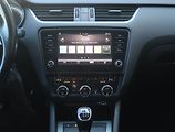 Škoda Octavia (2018) 2.0 TDI, Navi, Tempomat - náhled 12