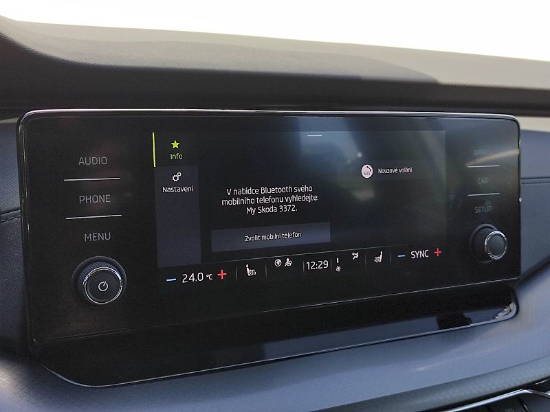 Škoda Octavia (2022) Combi Ambition Plus 2,0 Tdi 85 - fotka 15 z 35