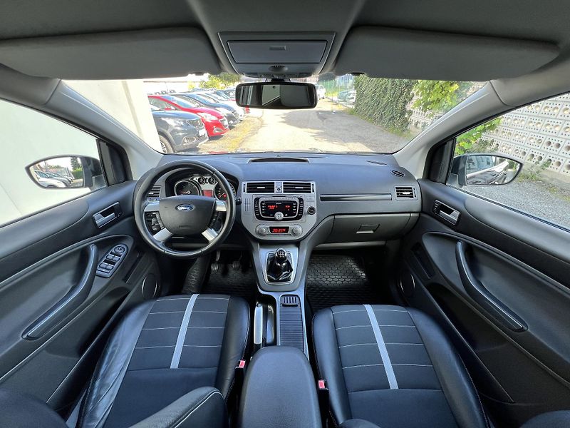 Ford Kuga 2.0TDCi 4x4 TEMPOMAT KLIMA ALU - fotka 19 z 40