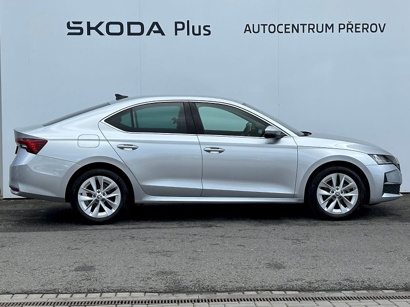 Škoda Octavia (2024) 1.5 TSI 110kW DSG Top Selectio - fotka 31 z 35