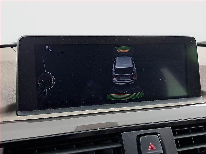 BMW Řada 3 (2014) 320 d xDrive, 4X4, Automat - fotka 22 z 23