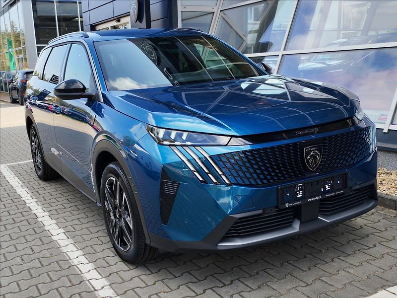 Peugeot 5008 (2026) 1,2 5008 GT Hybrid 145 e-DCS6 - fotka 3 z 18