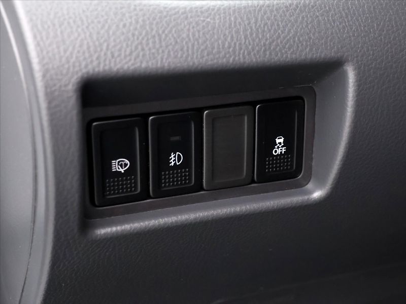 Suzuki Swift 1,6 VVT 100kW Sport Aut.klima - fotka 14 z 35