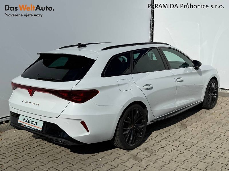 Cupra Leon (2026) 1.5 eTSI 110 kW DSG - fotka 2 z 25