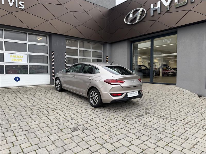 Hyundai i30 1,0 T-GDI Comfort - fotka 13 z 15