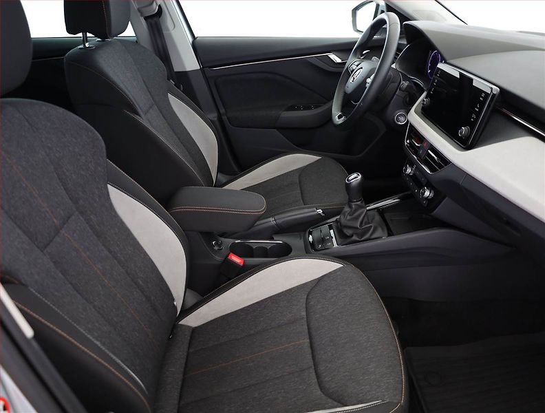 Škoda Scala (2024) Selection 1.0 TSI - fotka 7 z 21