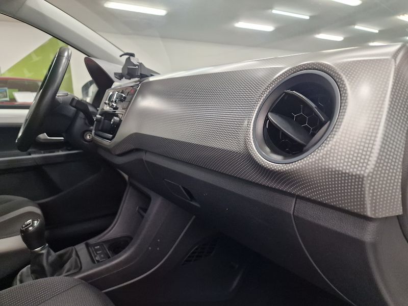 Volkswagen up! (2019) 1.0 ECO Záruka - fotka 26 z 53